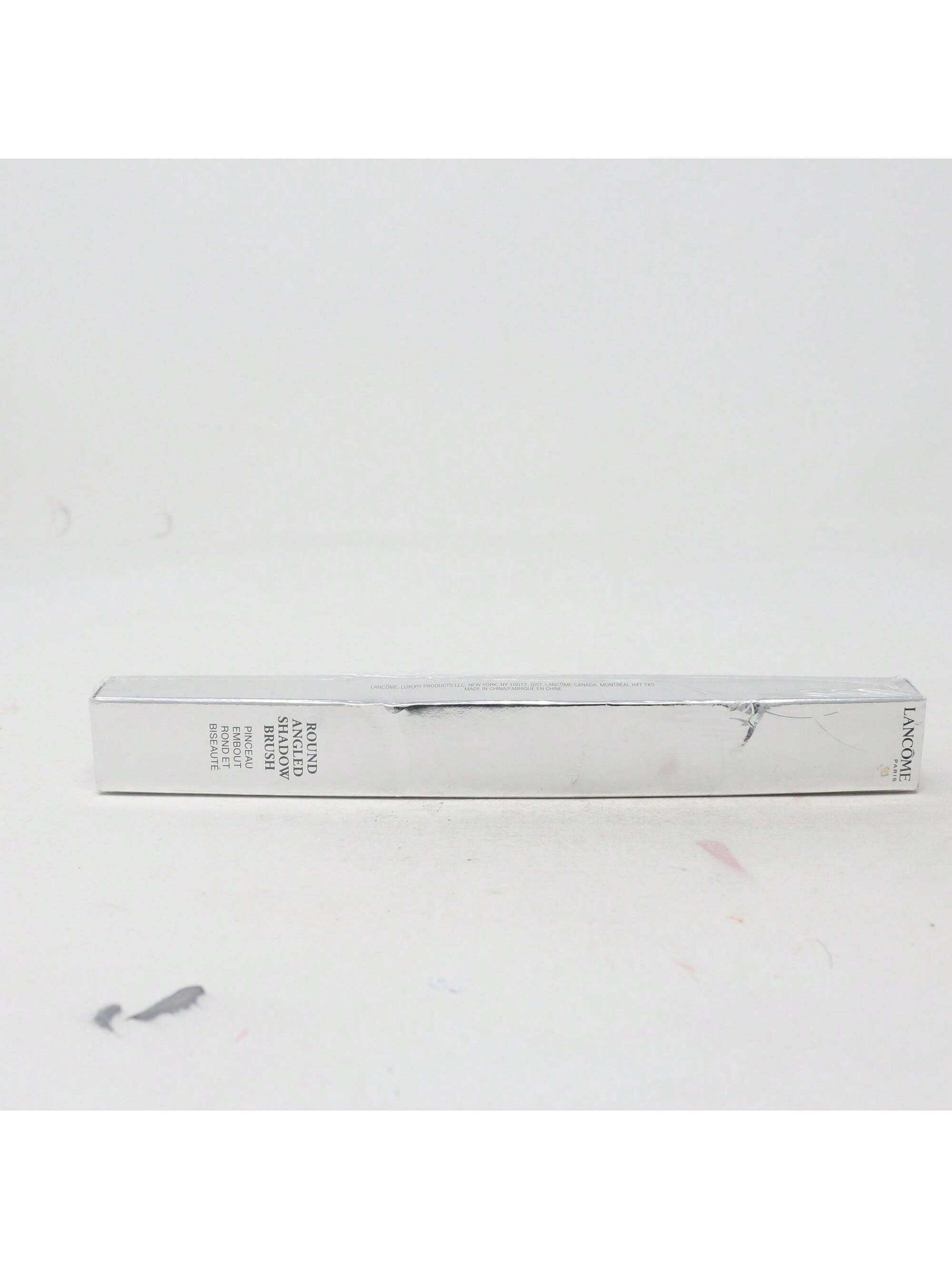 Round Angled Shadow Brush #23 by Lancome 3605970213725